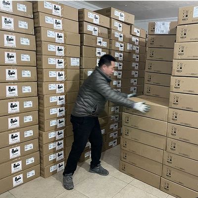 24 portlu PoE 4x1G yük bağlantısı anahtarı C9200L-24P-4G-E 9200 serisi LACP ve stok durumu ile